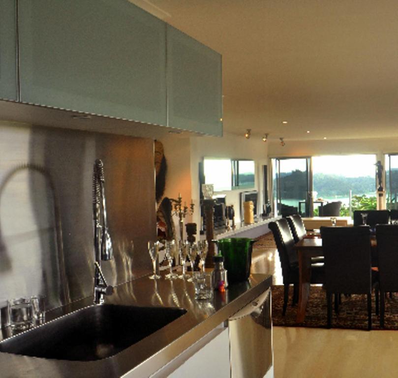 Tiki Tiki Ora Bed & Breakfast Russell Eksteriør bilde